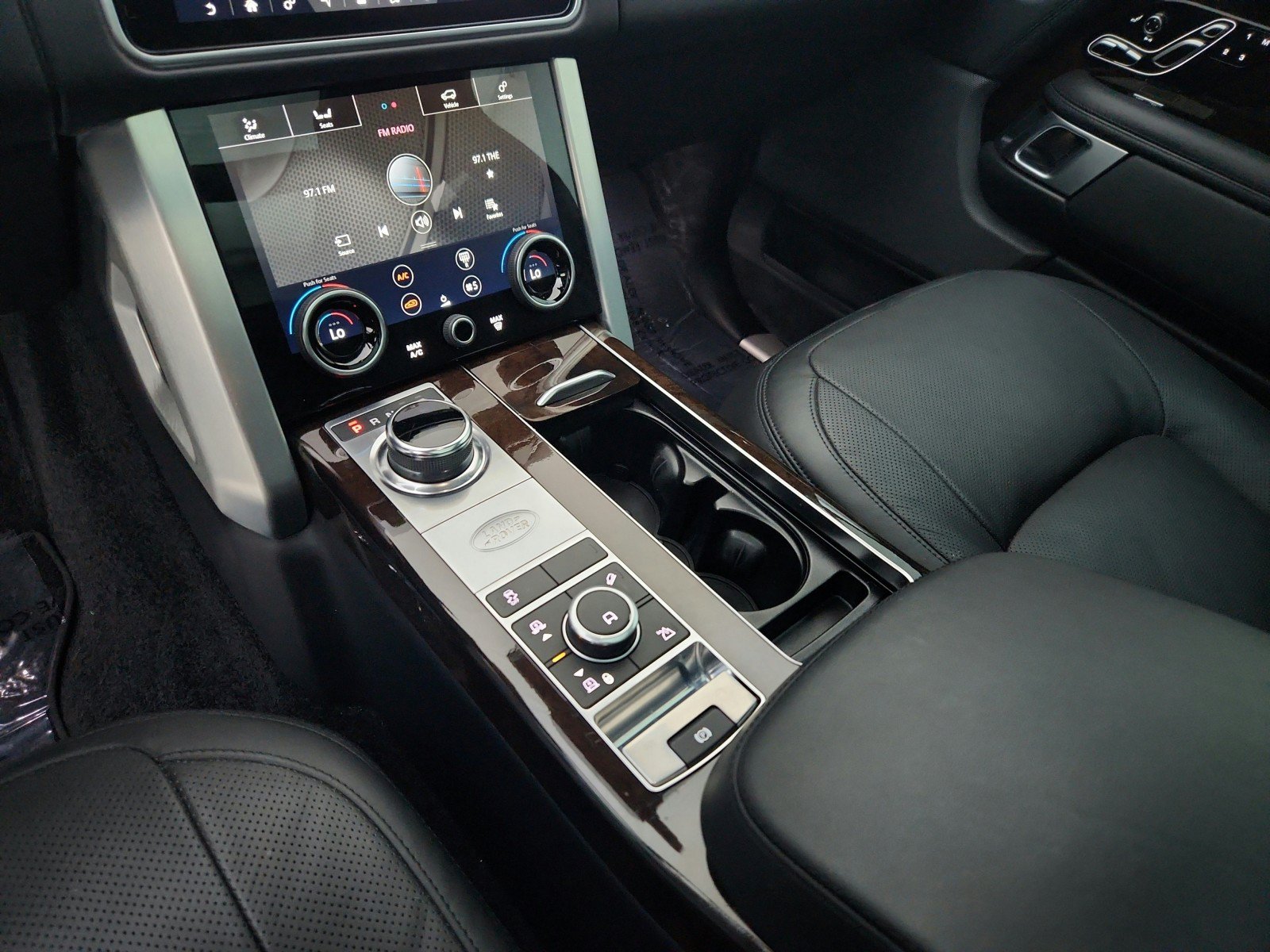 Used 2020 Land Rover Range Rover HSE AWD/4WD image 27