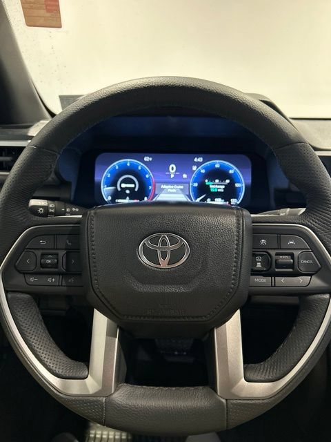 Certified 2025 Toyota Tacoma TRD Off-Road AWD/4WD image 10