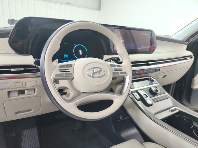 Used 2025 Hyundai Palisade Calligraphy FWD image 18