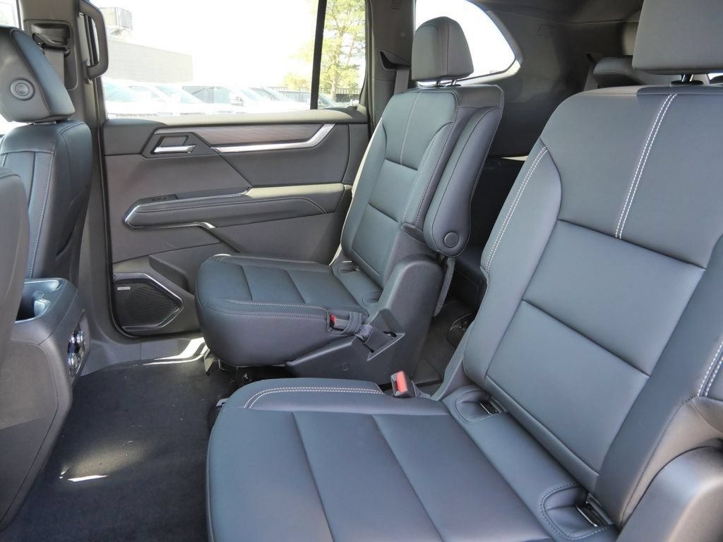 New 2026 GMC Acadia Elevation w/ Black Edition AWD/4WD image 39