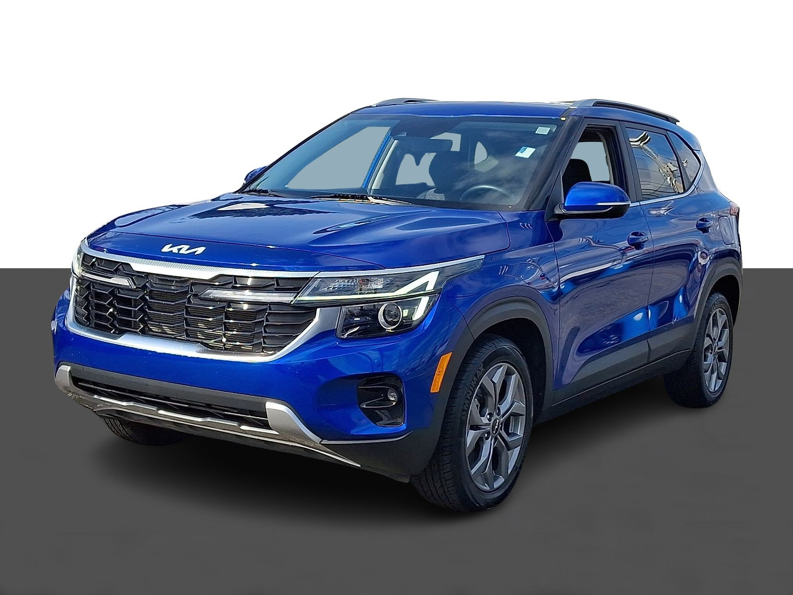 Certified 2024 Kia Seltos S AWD/4WD image 3
