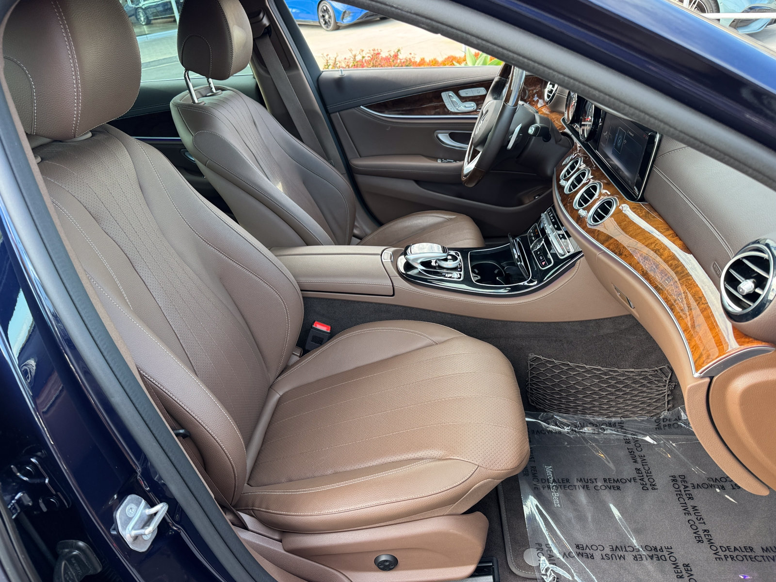 Used 2017 Mercedes-Benz E 300 image 6
