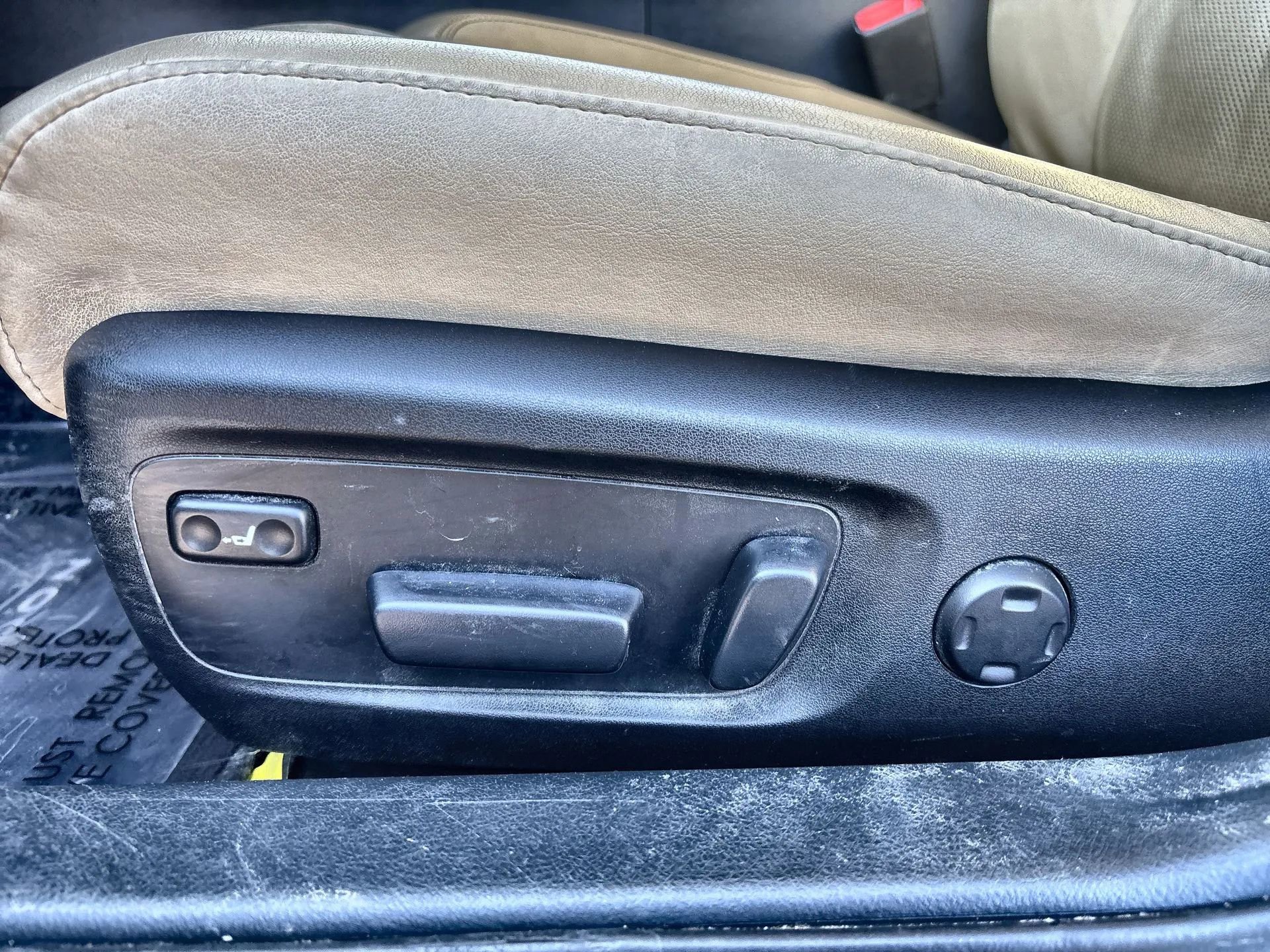 Used 2014 Toyota Avalon Limited w/ Technology Package image 14