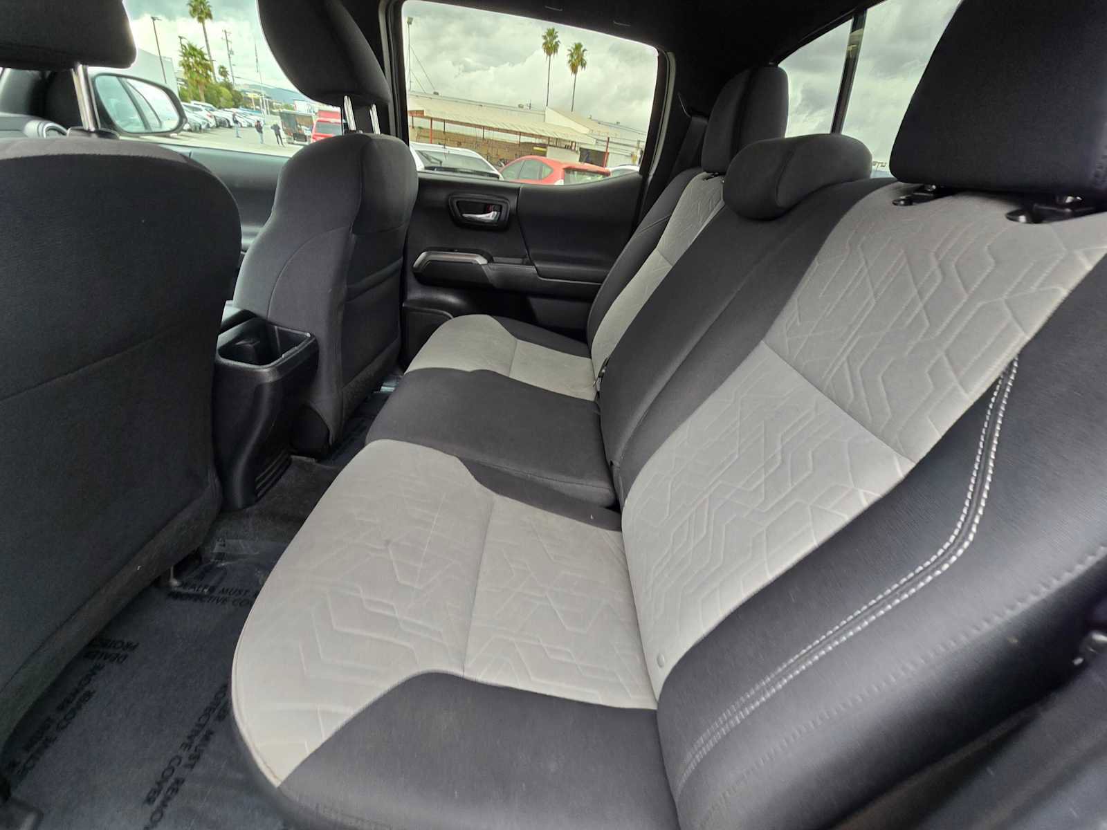 Used 2022 Toyota Tacoma TRD Sport w/ Technology Package image 19