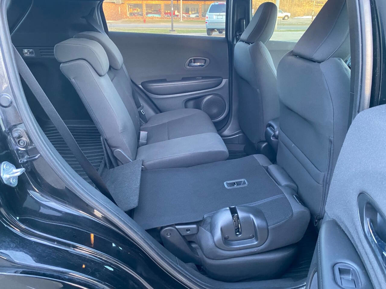 Used 2022 Honda HR-V Sport image 36