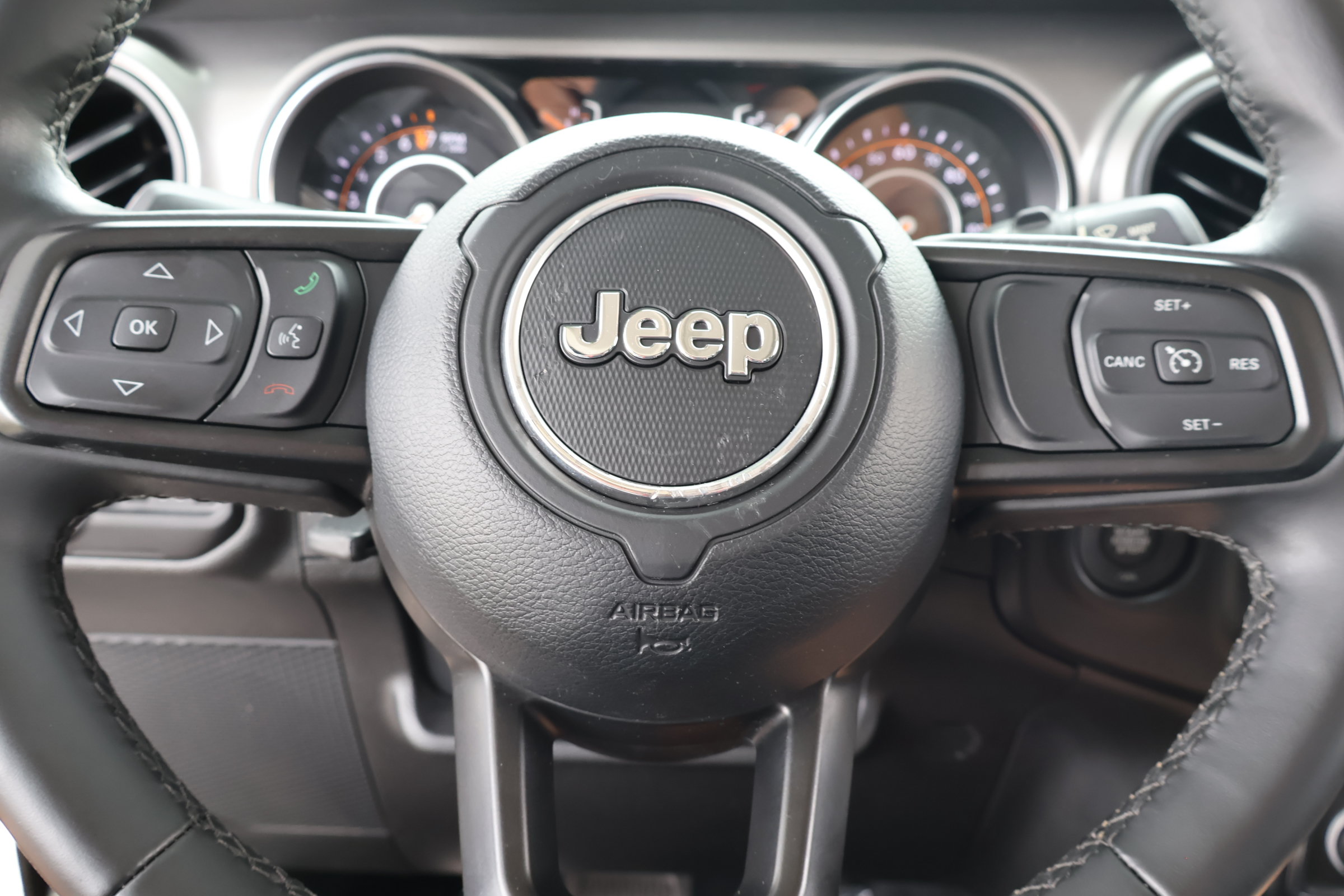 Used 2022 Jeep Wrangler Sport AWD/4WD image 19