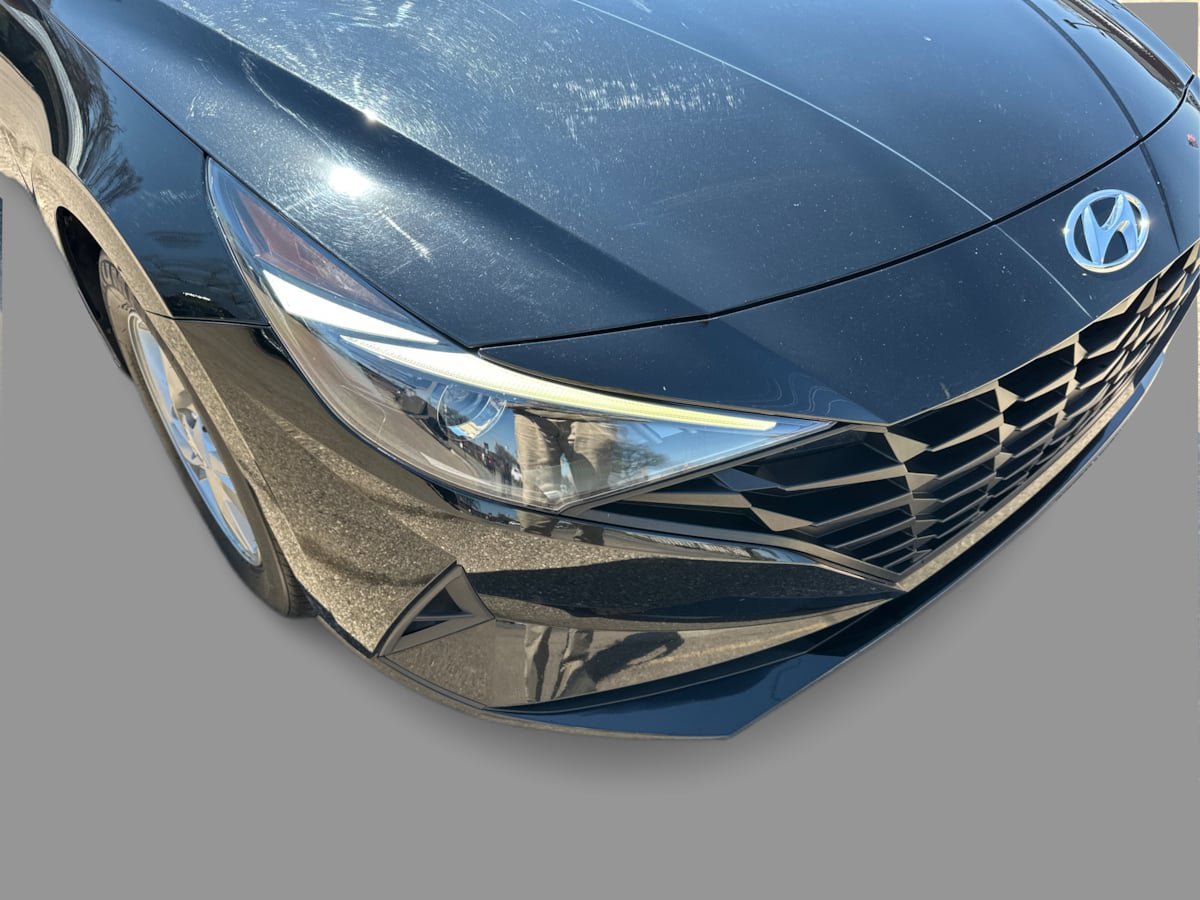 Used 2022 Hyundai Elantra SE FWD image 37