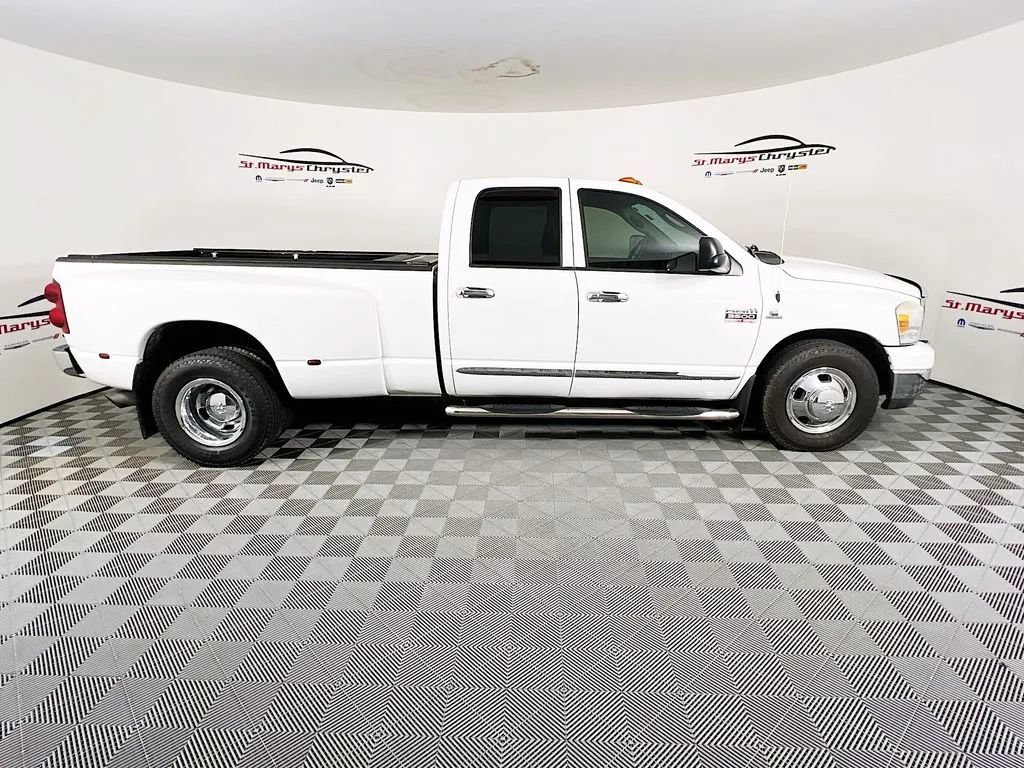 Used 2009 Dodge Ram 3500 Truck SLT w/ Popular Equipment Group RWD image 9