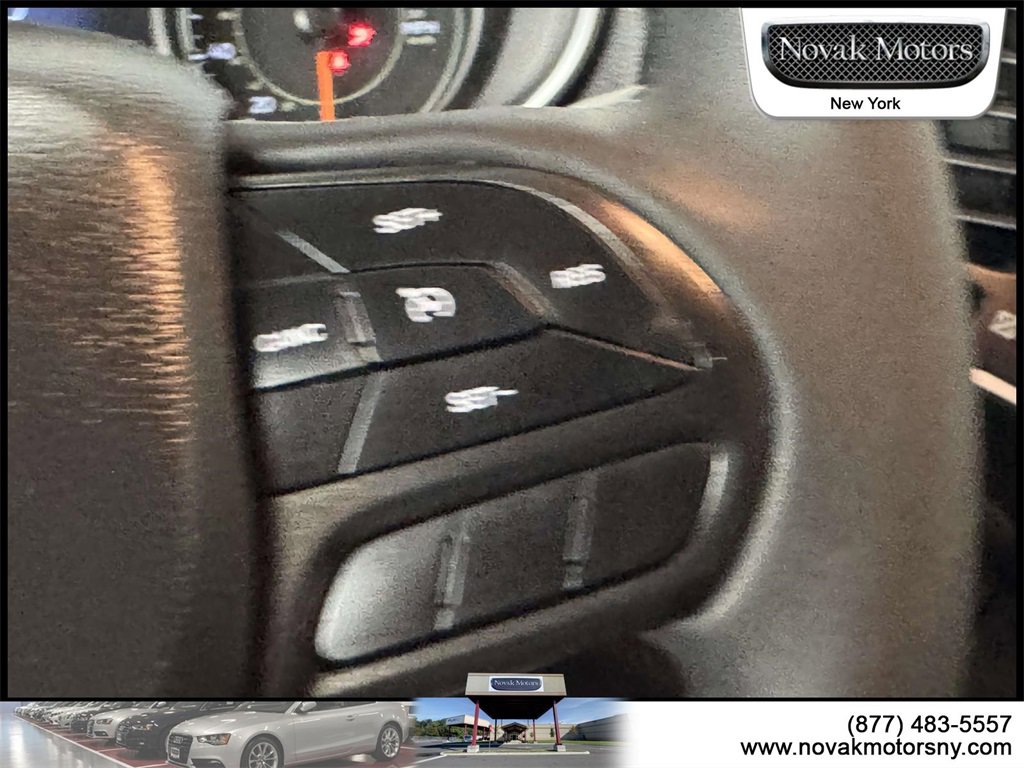 Used 2022 Jeep Cherokee Trailhawk image 16