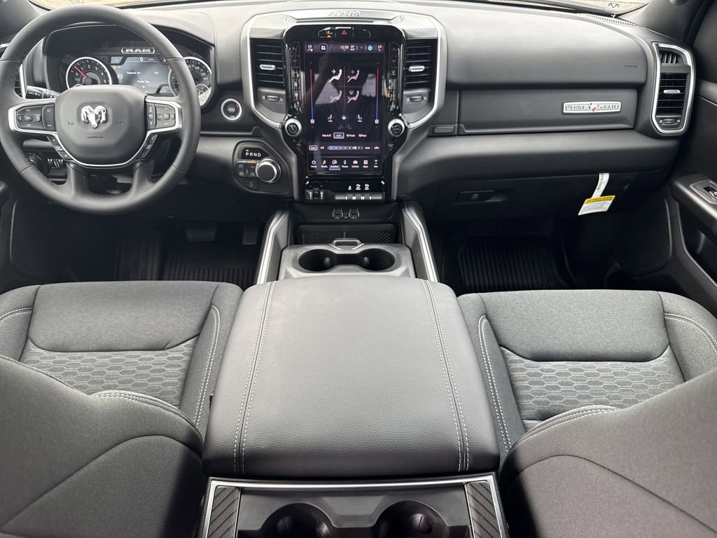 New 2026 RAM 1500 4x4 Crew Cab image 26