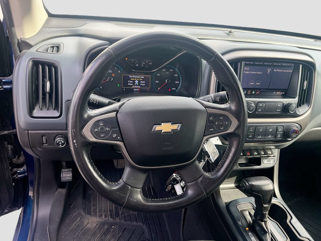 Used 2019 Chevrolet Colorado Z71 AWD/4WD image 11