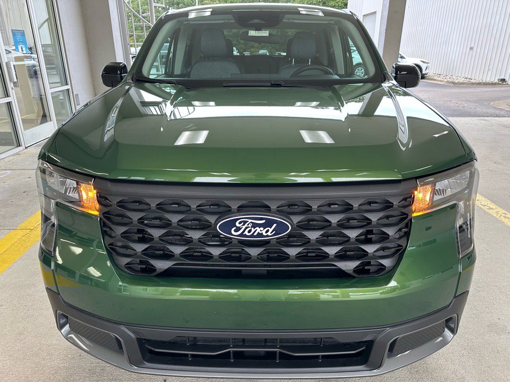 New 2025 Ford Maverick XLT w/ XLT Luxury Package image 8