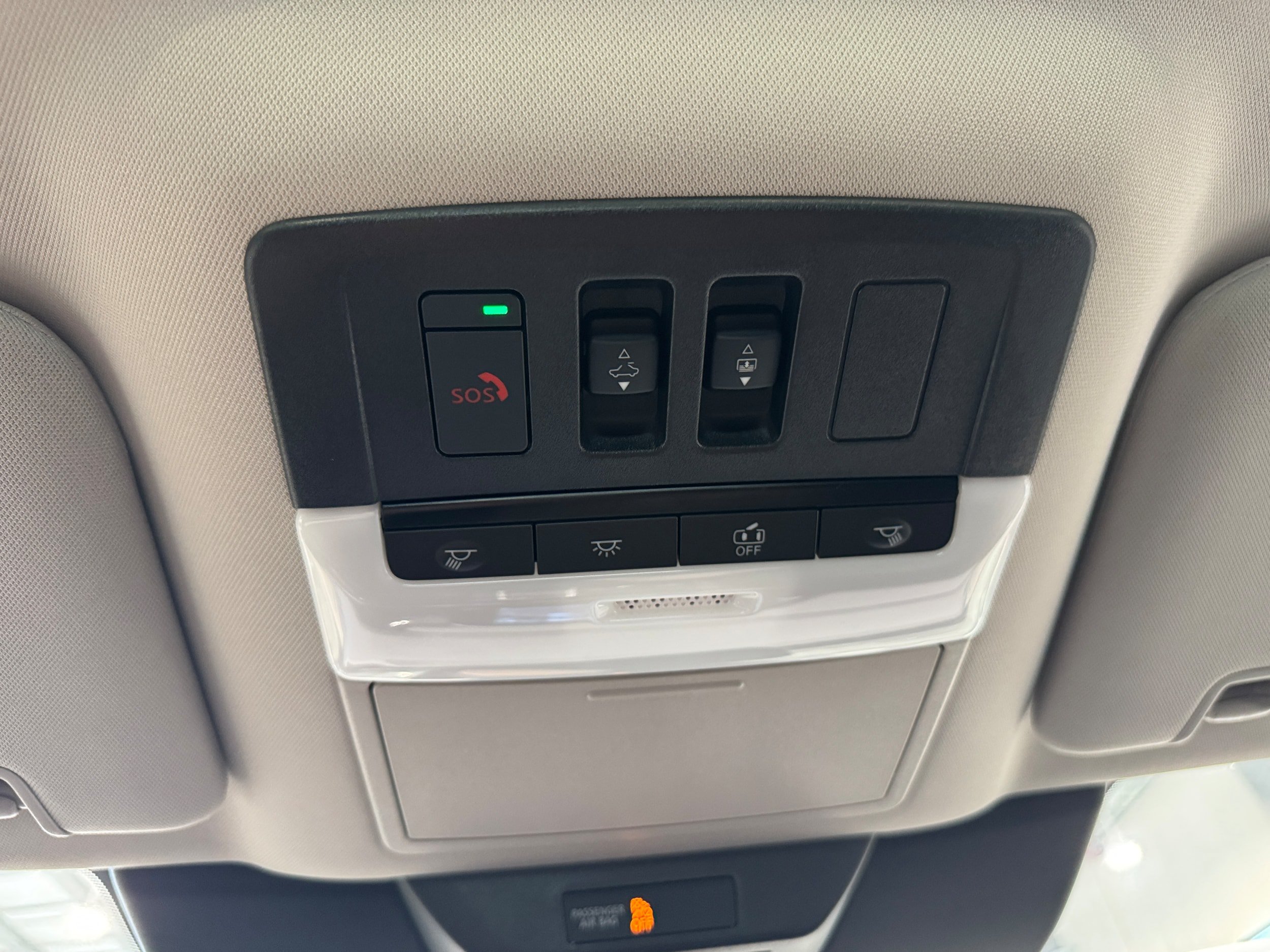 Used 2025 Nissan Pathfinder Platinum AWD/4WD image 23