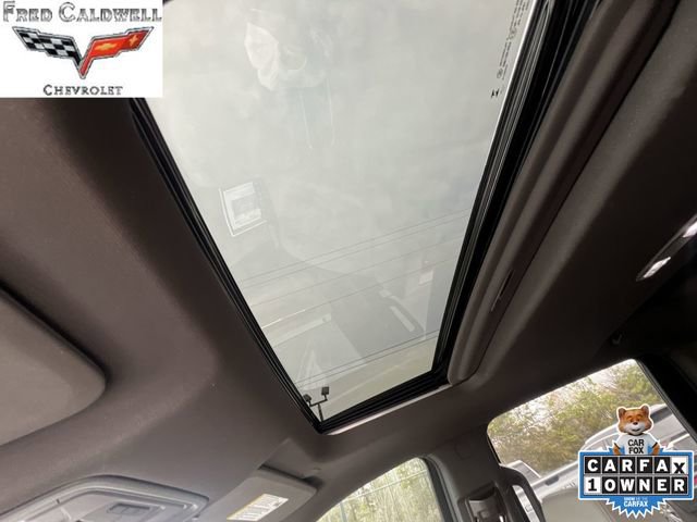 Used 2024 GMC Sierra 2500 SLT w/ SLT Premium Package image 18