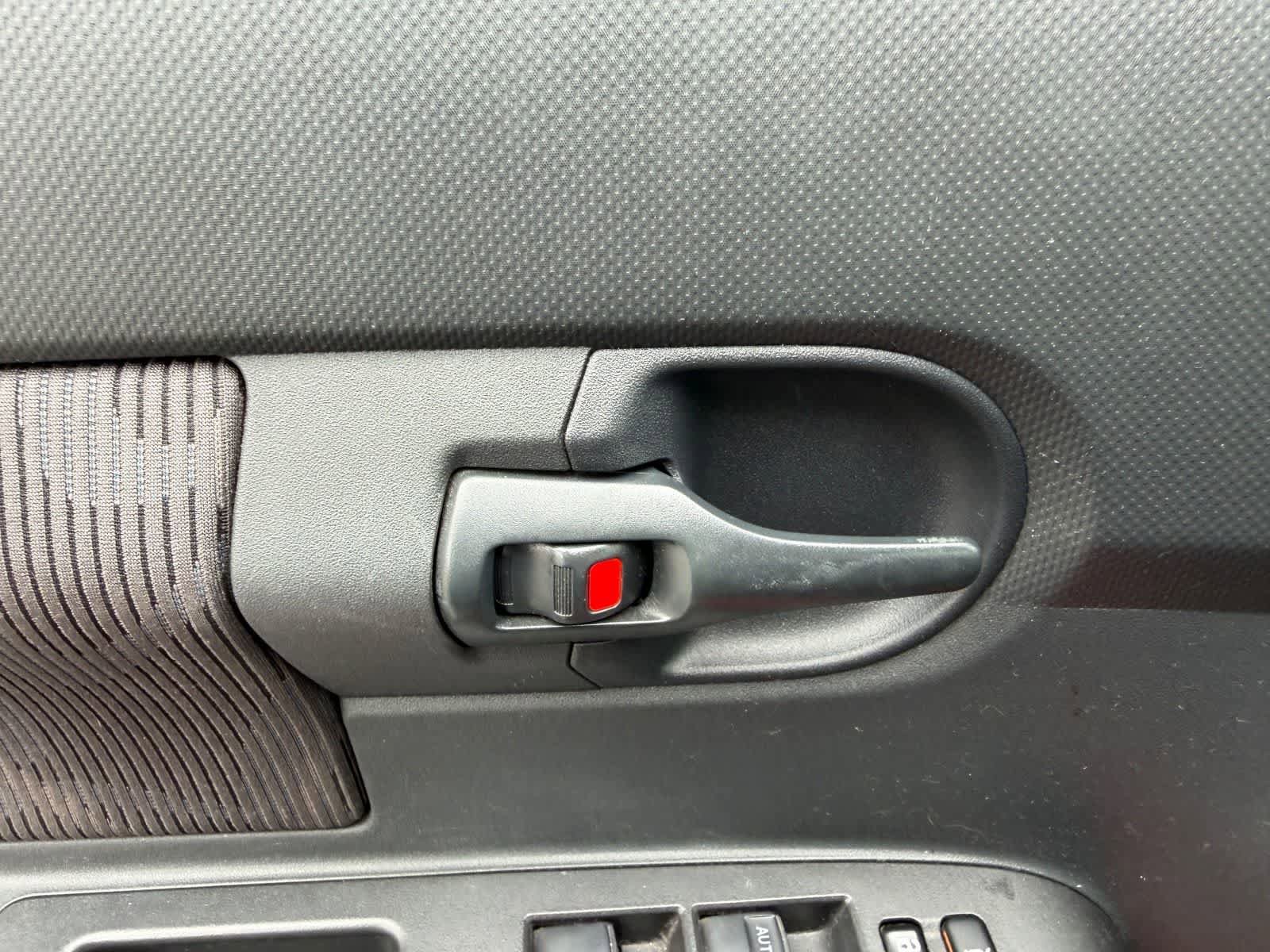 Used 2014 Scion xB FWD image 8