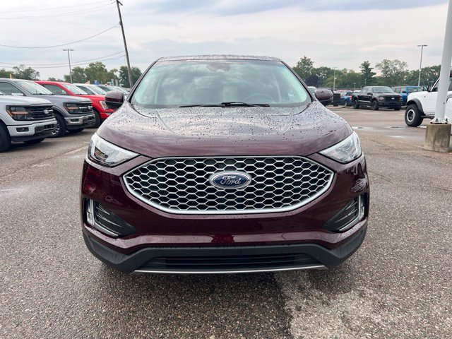 Certified 2024 Ford Edge SEL w/ Convenience Package AWD/4WD image 2