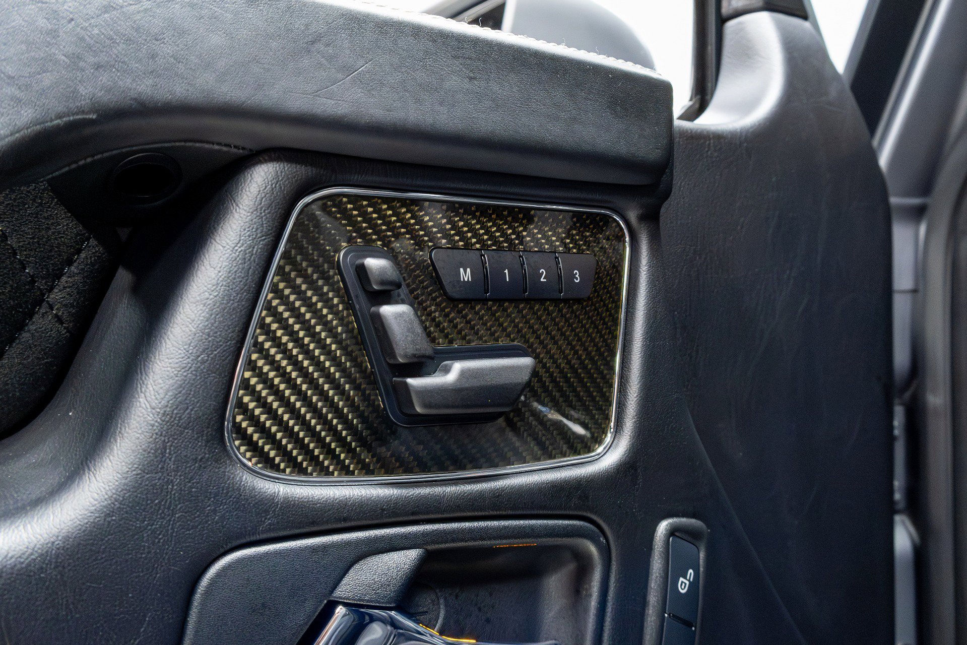 Used 2017 Mercedes-Benz G 550 Squared image 62