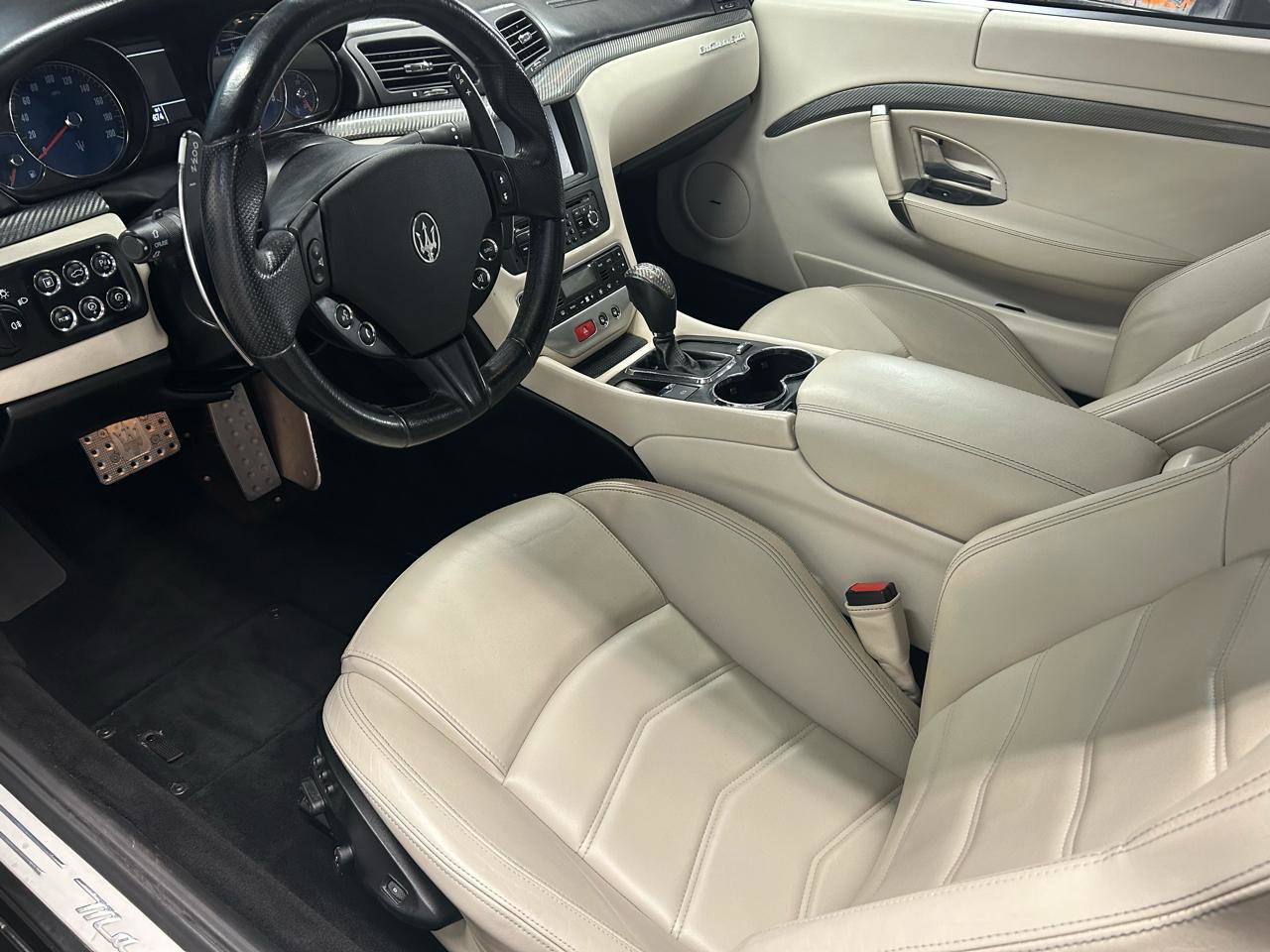 Used 2014 Maserati GranTurismo Sport image 10