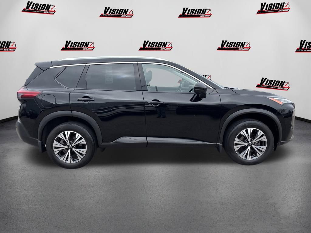 Used 2021 Nissan Rogue SV w/ Premium Package AWD/4WD image 4