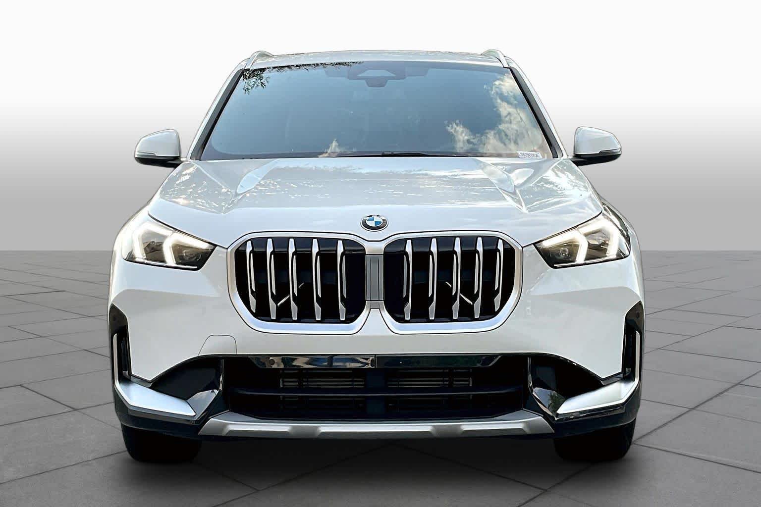 Used 2025 BMW X1 xDrive28i w/ Convenience Package AWD/4WD image 6