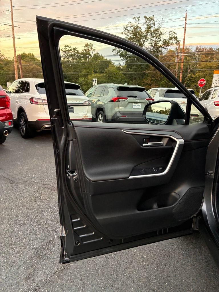 Used 2023 Toyota RAV4 XSE w/ Weather Package AWD/4WD image 28