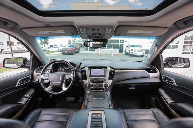 Used 2019 GMC Yukon Denali w/ Denali Ultimate Package AWD/4WD image 36