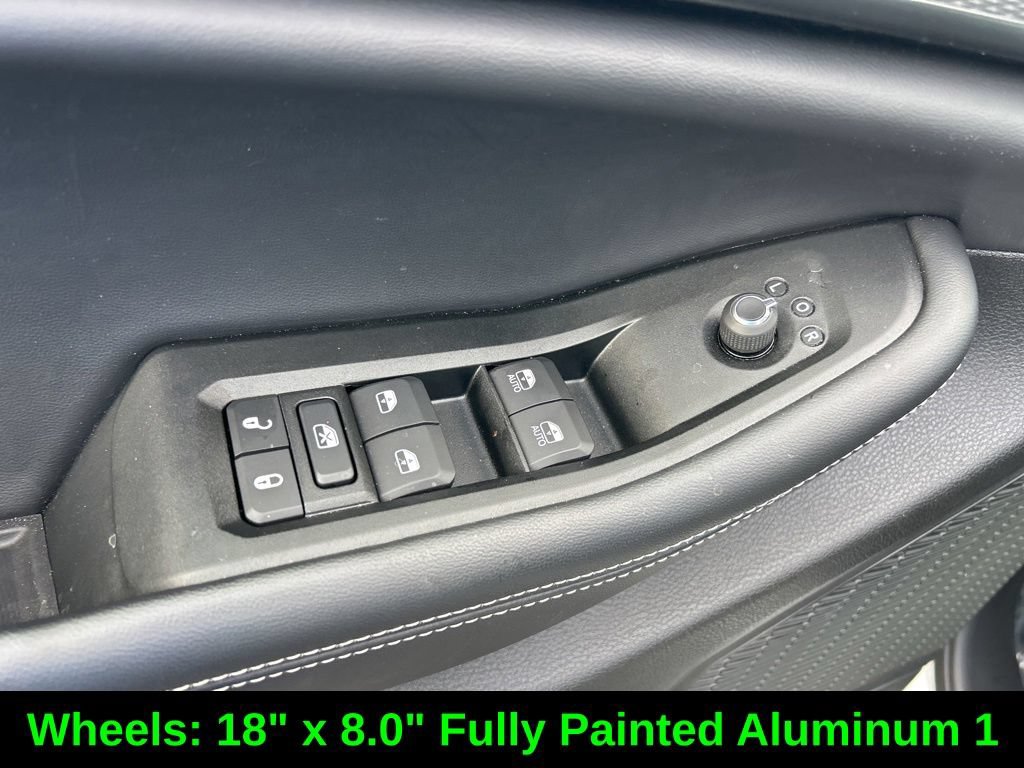 Used 2025 Jeep Grand Cherokee L Altitude RWD image 38