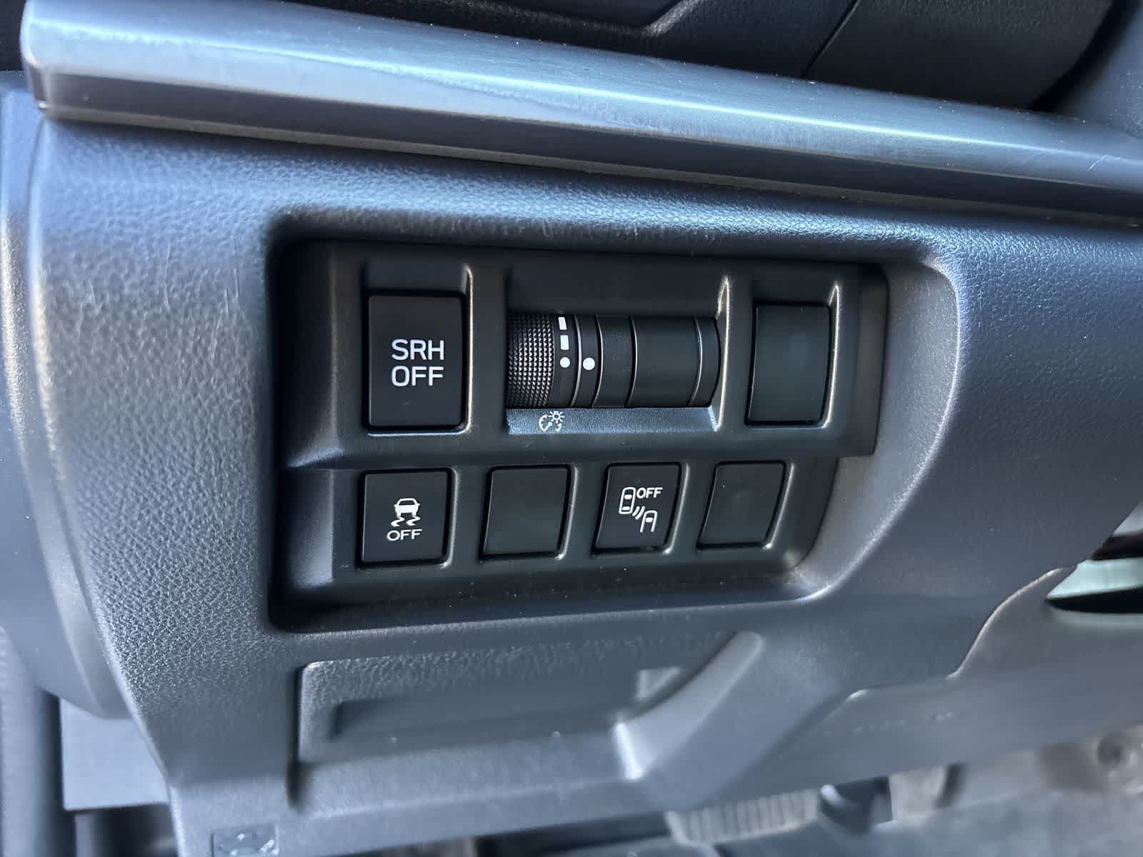 Used 2018 Subaru Crosstrek 2.0i Limited AWD/4WD image 10