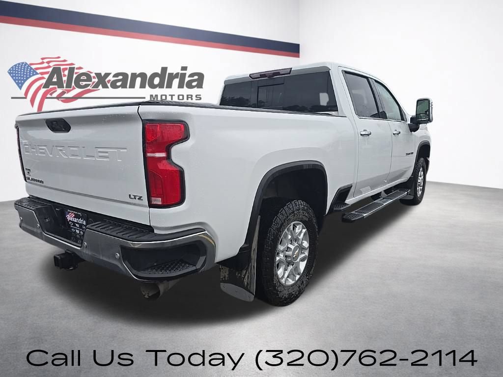 Used 2024 Chevrolet Silverado 3500 LTZ w/ LTZ Premium Package AWD/4WD image 6