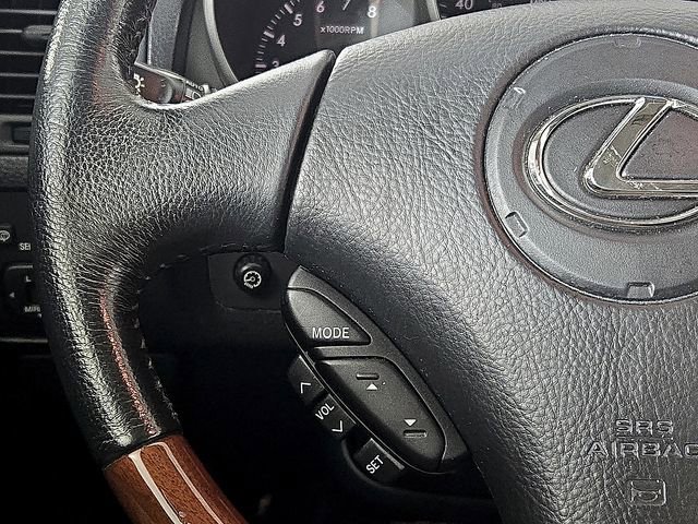 Used 2004 Lexus SC 430 Convertible image 20