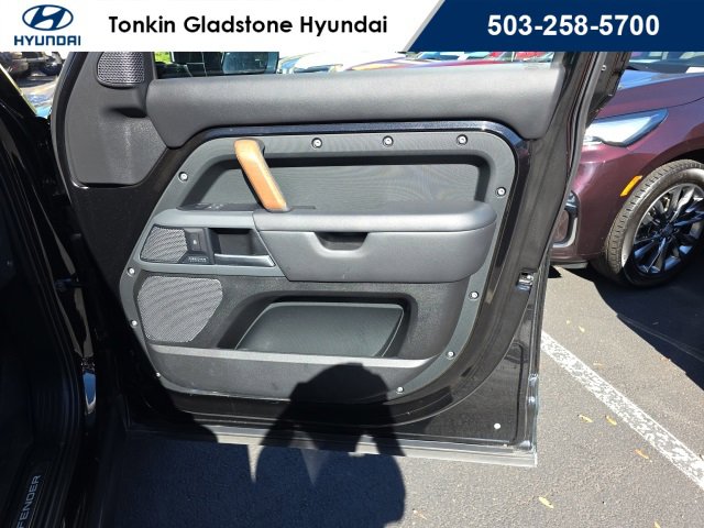 Used 2021 Land Rover Defender 110 X image 21