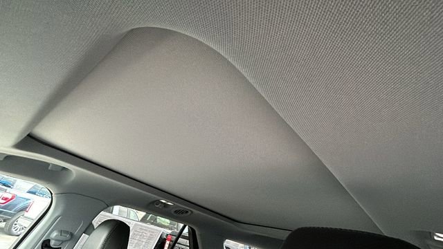 Certified 2022 Ford Explorer XLT w/ Equipment Group 202A image 26