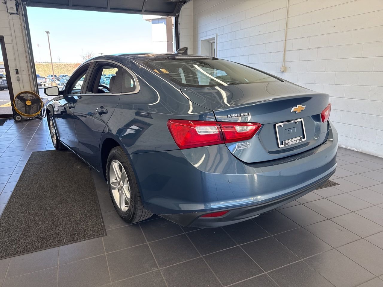 Used 2024 Chevrolet Malibu LS w/ Driver Confidence Package image 7