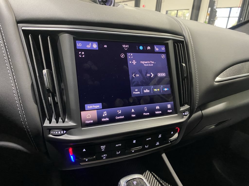 Used 2022 Maserati Levante Trofeo AWD/4WD image 6