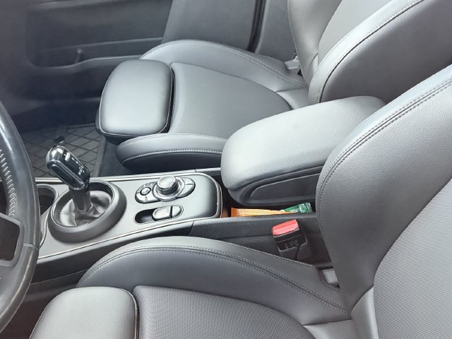 Used 2022 MINI Cooper Countryman S w/ Premium Package FWD image 5