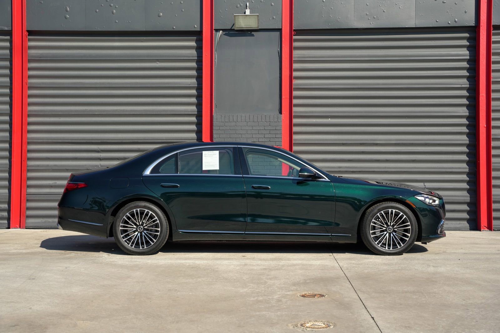 Used 2023 Mercedes-Benz S 500 4MATIC image 10