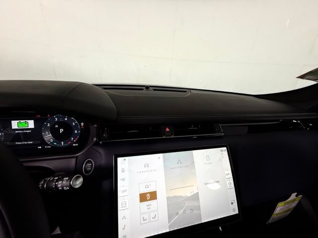 New 2026 Land Rover Range Rover Velar Belgravia AWD/4WD image 19