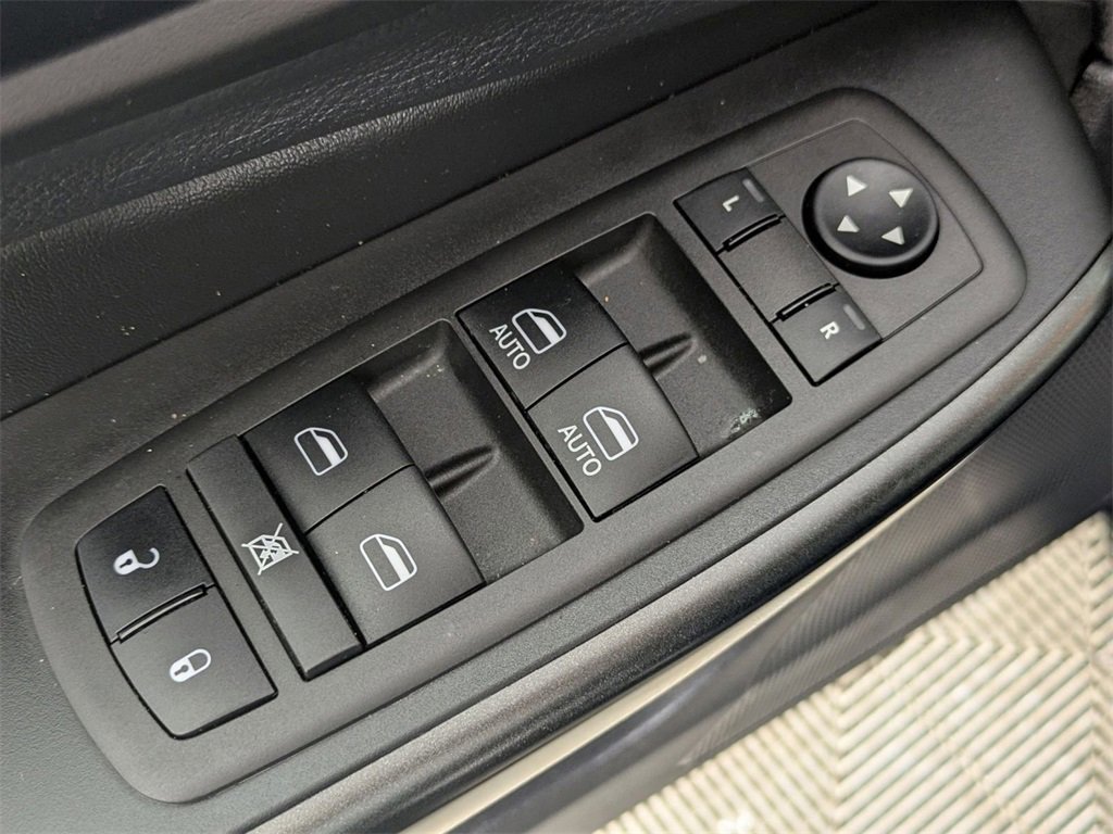 Certified 2023 Jeep Cherokee Trailhawk image 15