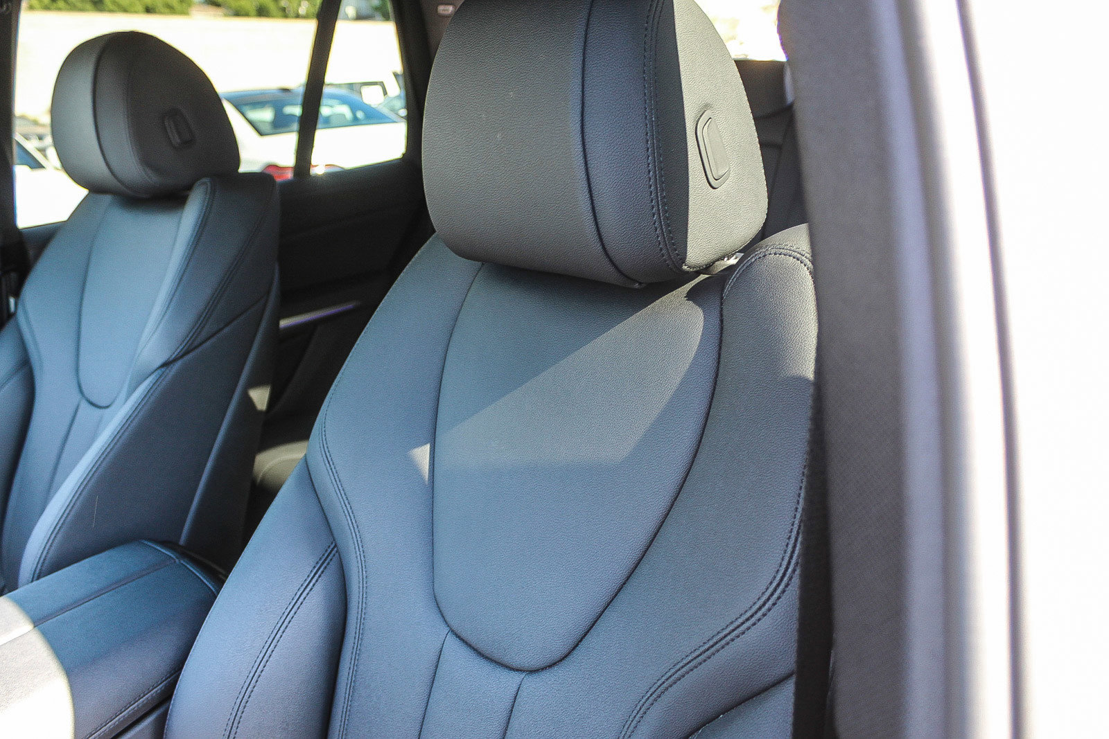 Used 2021 BMW X5 xDrive40i w/ Convenience Package image 25