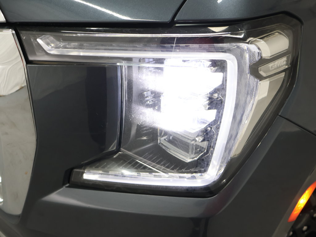 Used 2021 GMC Yukon SLT AWD/4WD image 30