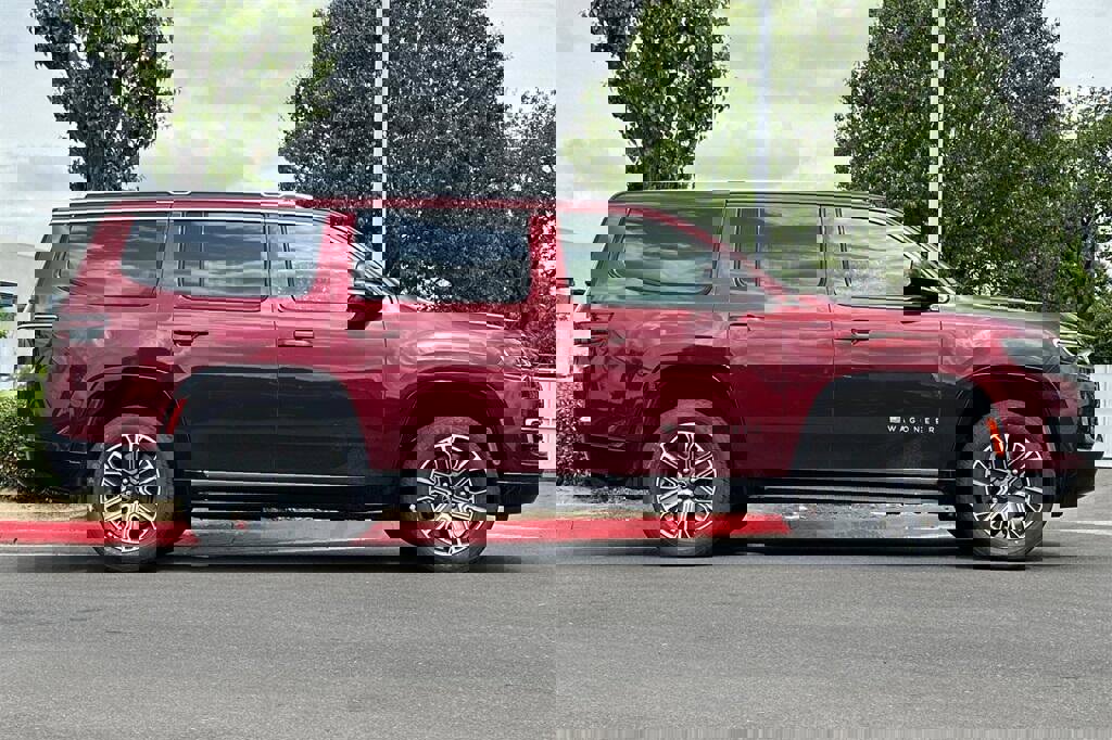 New 2025 Jeep Wagoneer 4WD image 3