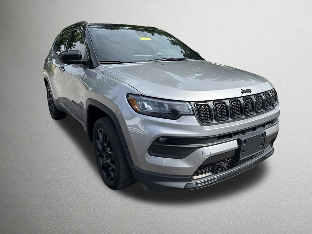 Used 2023 Jeep Compass Latitude w/ Convenience Group