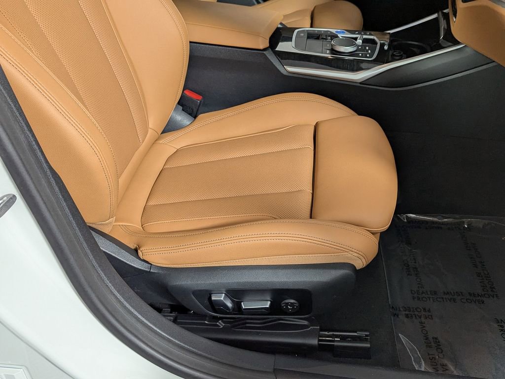 Used 2024 BMW i4 eDrive35 w/ Premium Package RWD image 28