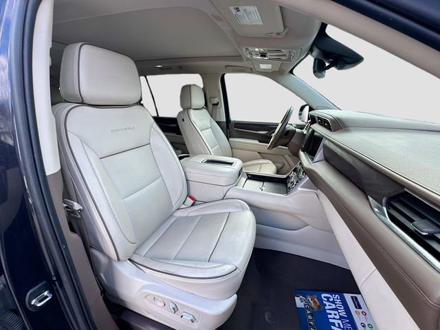 Used 2023 GMC Yukon XL Denali AWD/4WD image 30