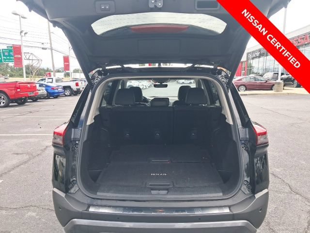 Certified 2023 Nissan Rogue SL w/ SL Premium Package AWD/4WD image 17