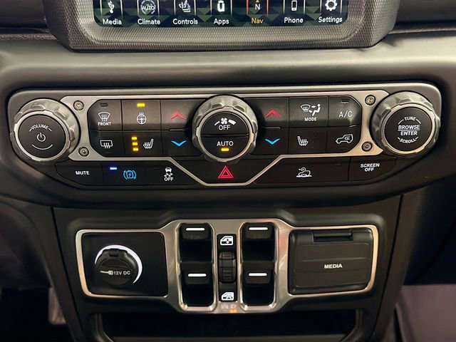 Used 2023 Jeep Wrangler Unlimited Sahara w/ Cold Weather Group image 14