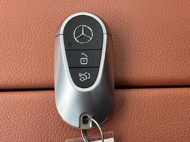 Used 2023 Mercedes-Benz GLC 300 4MATIC image 24