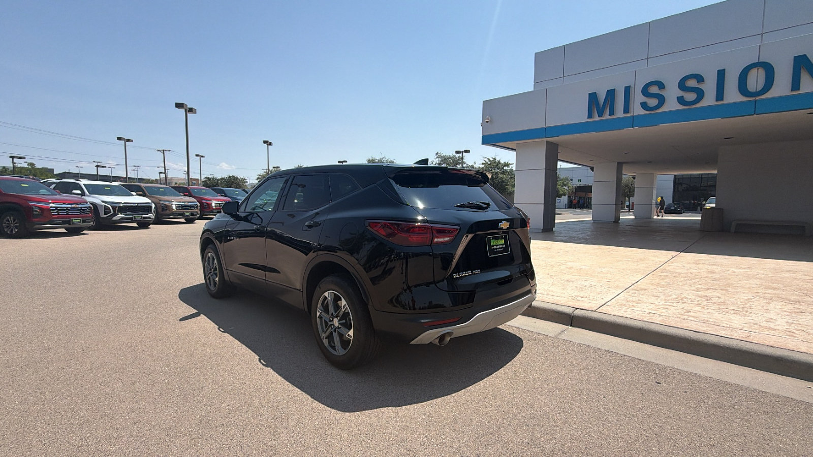 Used 2023 Chevrolet Blazer LT AWD/4WD image 4