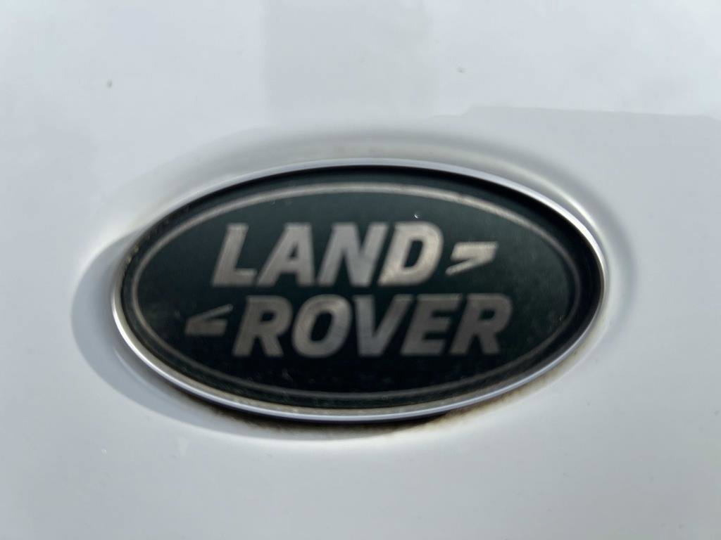 Used 2018 Land Rover Discovery Sport HSE image 20