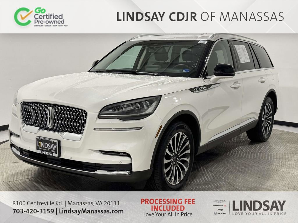 Used 2023 Lincoln Aviator AWD w/ Premium Package image 3